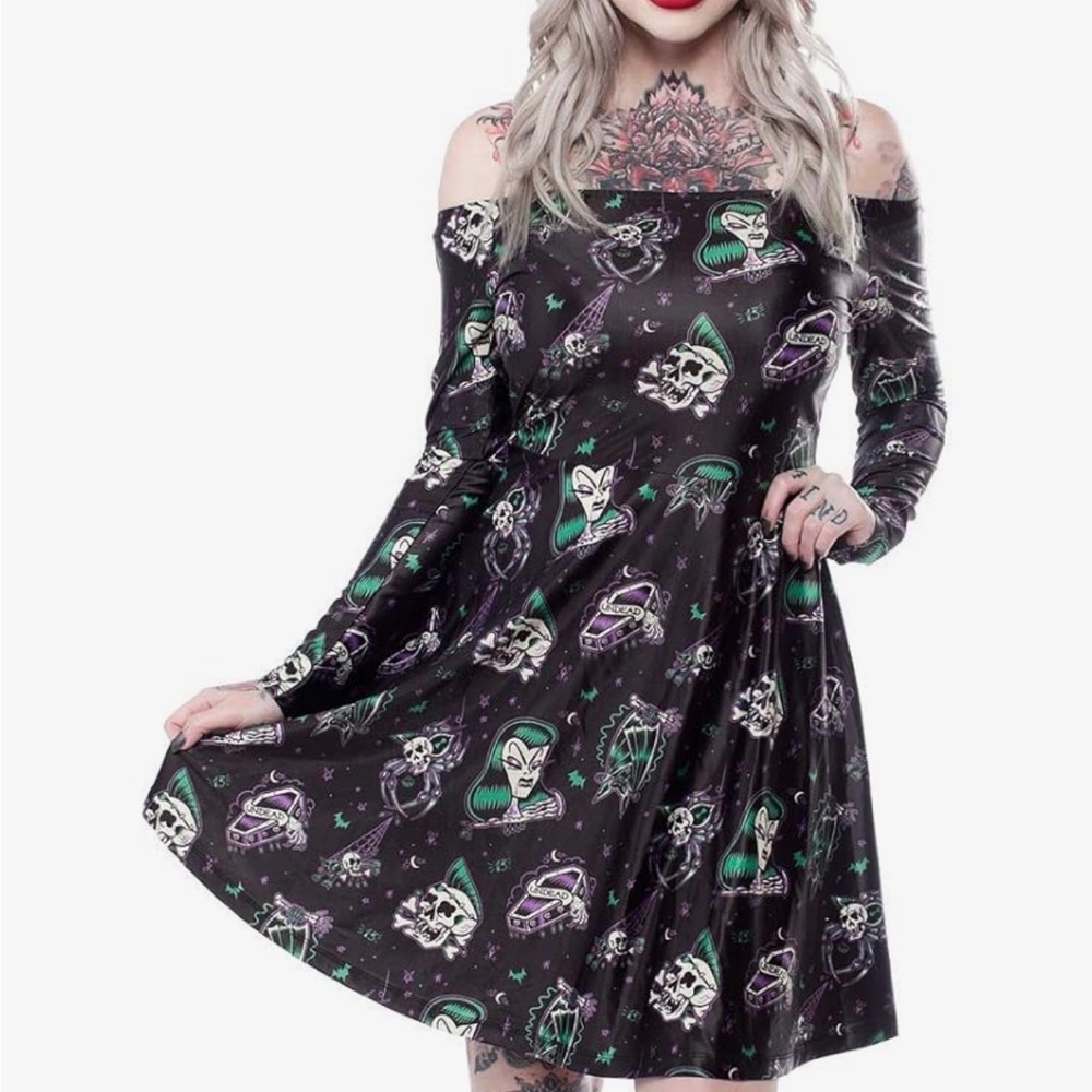 Sourpuss Undead Off-Shoulder Dress, size small